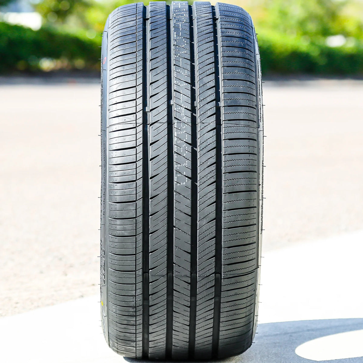 Arisun Aggressor ZS03 265/35ZR18 265/35R18 97W XL High Performance a/s All Season Tire