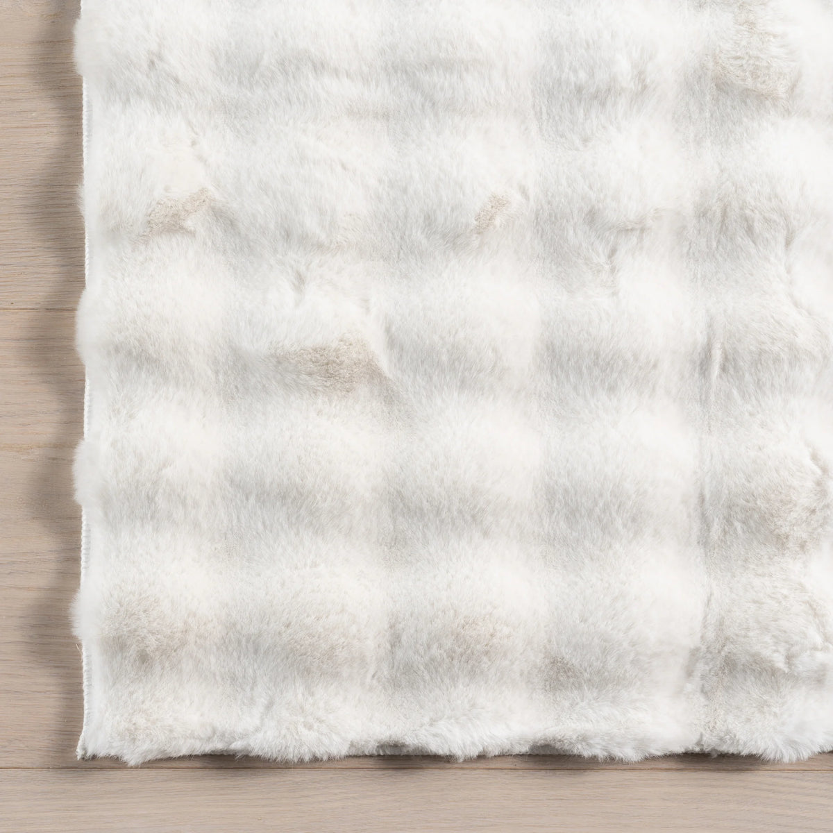 nuLOOM Jeni SuperiorWash Solid Faux Rabbit Machine Washable Area Rug, 2' 6" x 8', Runner, Jeni Grey